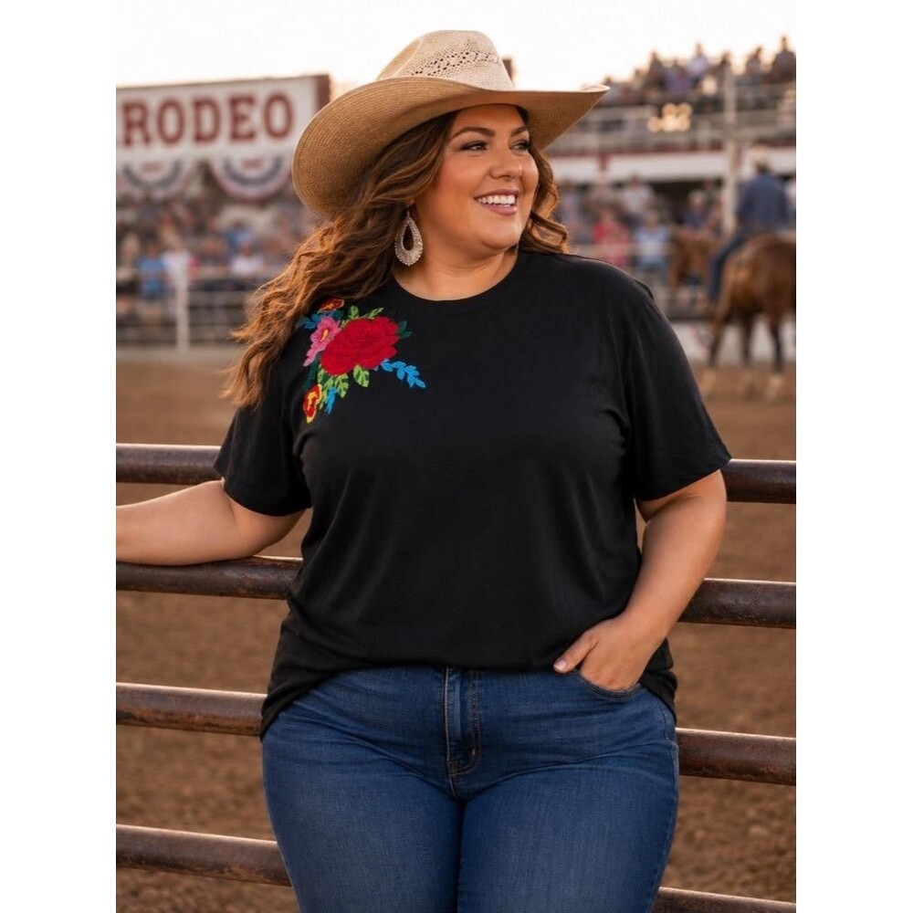 Rodeo Quincy Top Women 2X Black Cotton Floral Embroidered Short Sleeve T Shirt
